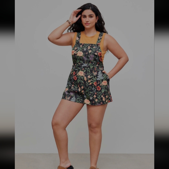 Cider | Lightweight Corduroy Romper - Picture 4 of 6